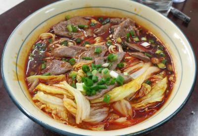 哪有培訓(xùn)面食技術(shù)培訓(xùn)班？面食技術(shù)培訓(xùn)費(fèi)用解析