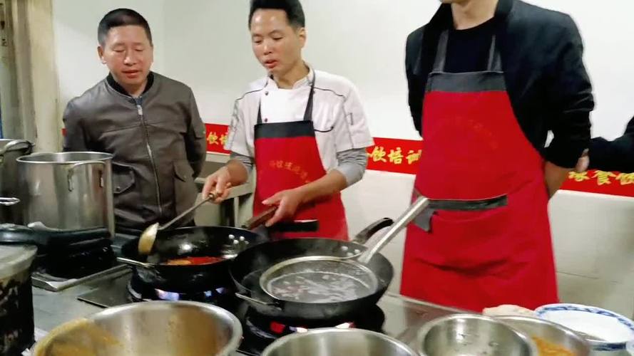 學(xué)各種面食技術(shù)培訓(xùn)哪家好？蜀味緣早餐技術(shù)培訓(xùn)